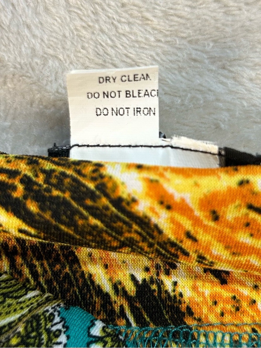 NIKIBIKI Strapless Scarf Print Maxi Dress Size Small - Picture 8 of 8